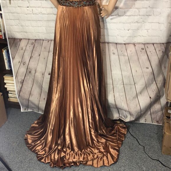 Camille La Vie Animal Print Beaded Evening Gown 8 - Picture 11 of 16